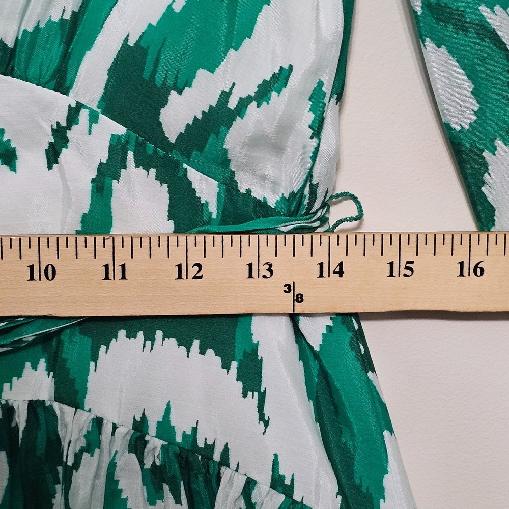 Alexis Marie Dress 8 White Green Vneck Long Sleeves Knee-length Tiered Belt 0714 - Picture 3 of 15